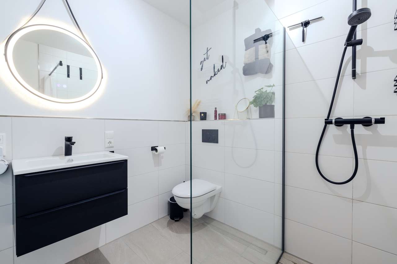 VERKAUFT!!! Exklusive Eigentumswohnung im Zentrum von Sande - 3 km vom Meer entfernt - Seniorengerecht